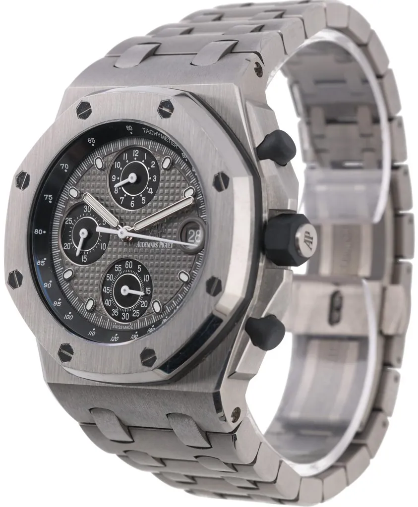 Audemars Piguet Royal Oak Offshore 26238TI.OO.2000TI.01 42mm Titanium Gray 2