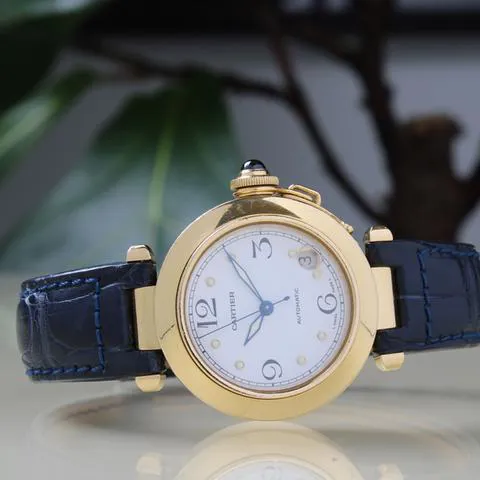 Cartier Pasha C 1035 35mm Yellow gold Silver 8