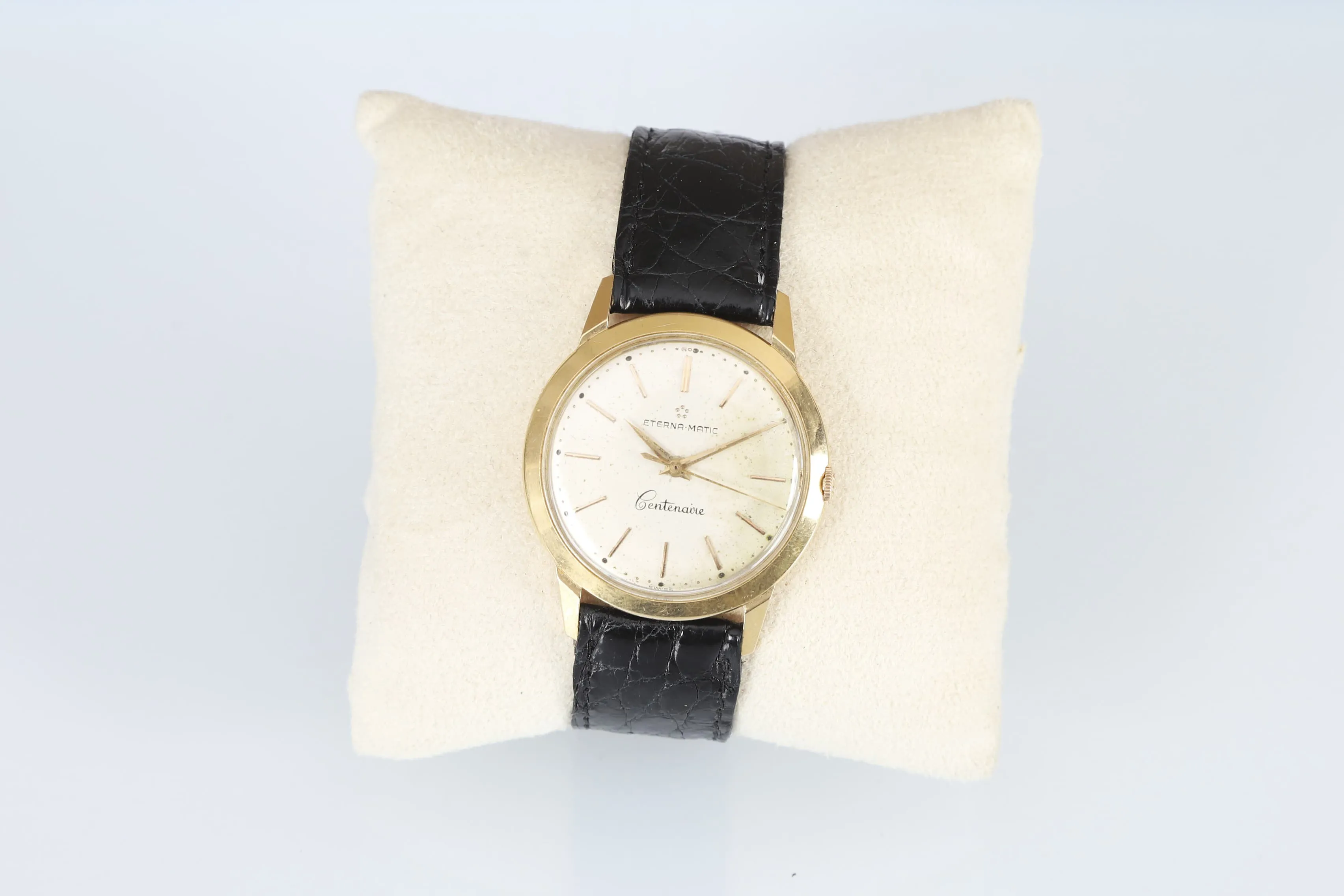 Eterna Centenaire 34mm Yellow gold Cream