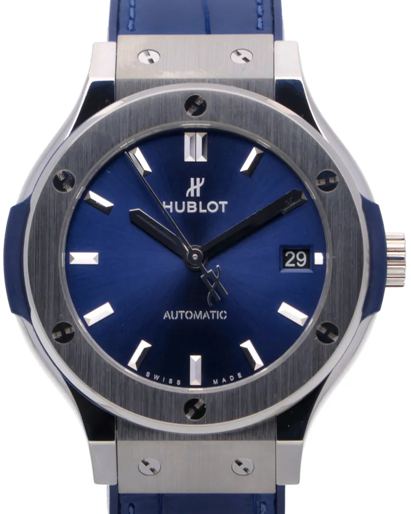 Hublot Classic Fusion Blue 565.NX.7170.LR 38mm Titanium Blue