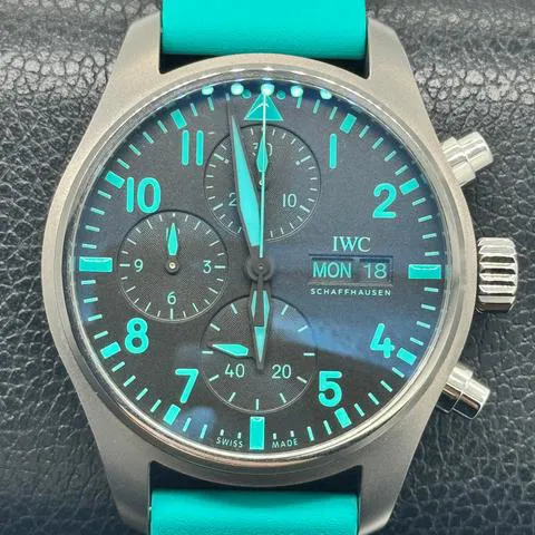 IWC Pilot Chronograph IW388108 41mm Titanium Black