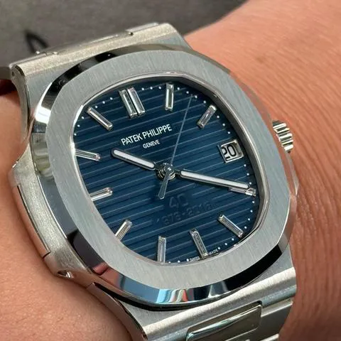 Patek Philippe Nautilus 5711/1P-001 40mm Platinum Blue