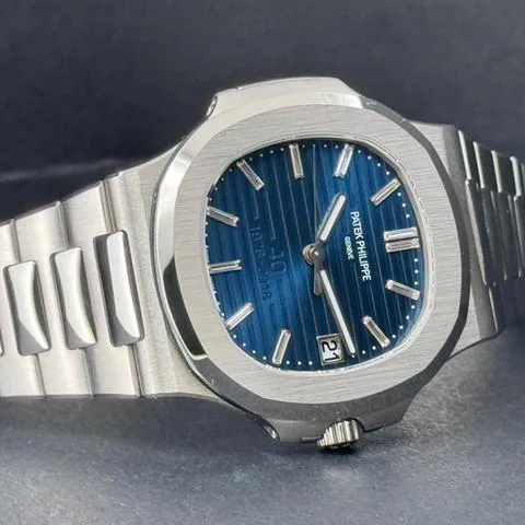 Patek Philippe Nautilus 5711/1P-001 40mm Platinum Blue 3