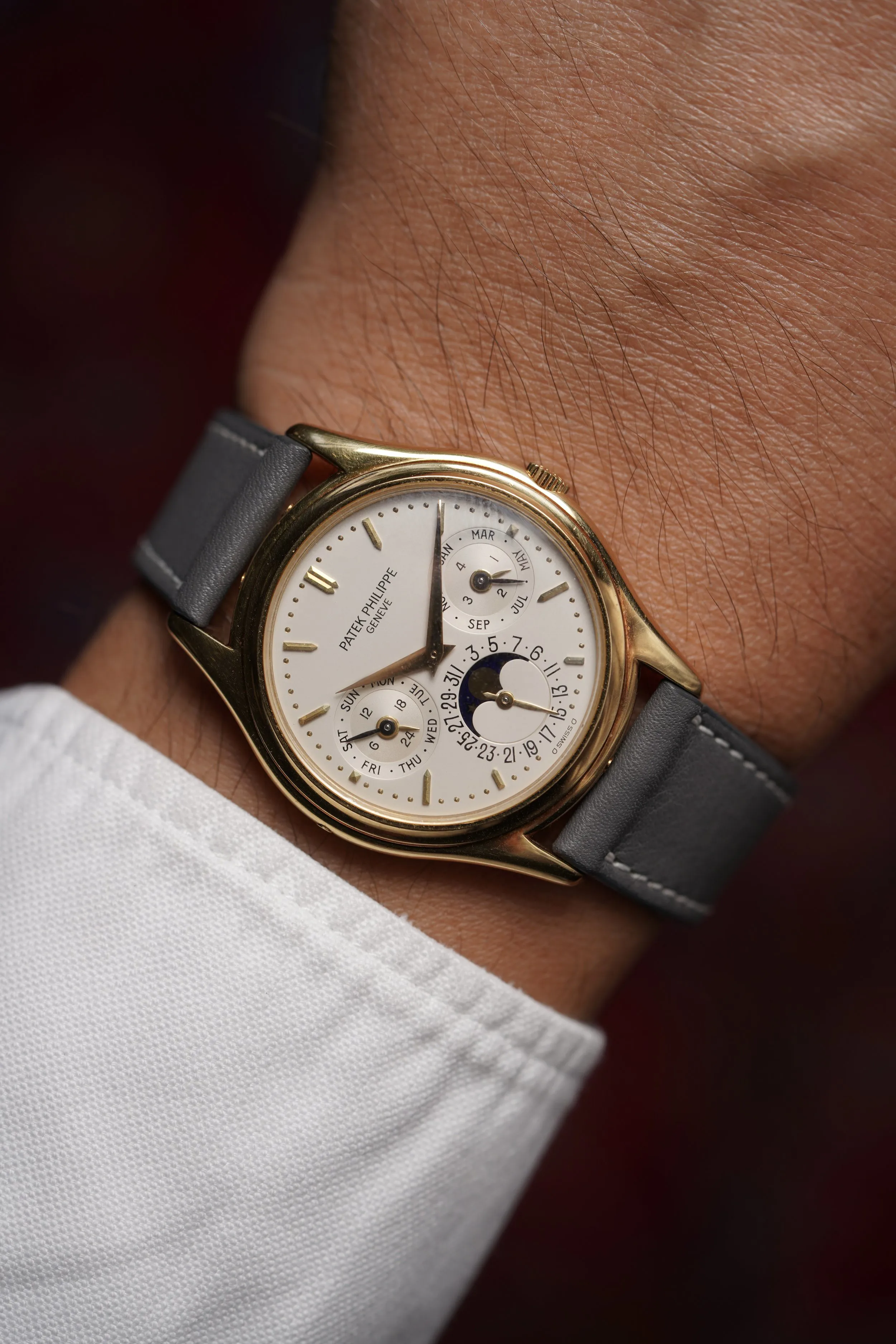 Patek Philippe Perpetual Calendar 3940J 36mm Yellow gold Yellow gold 1