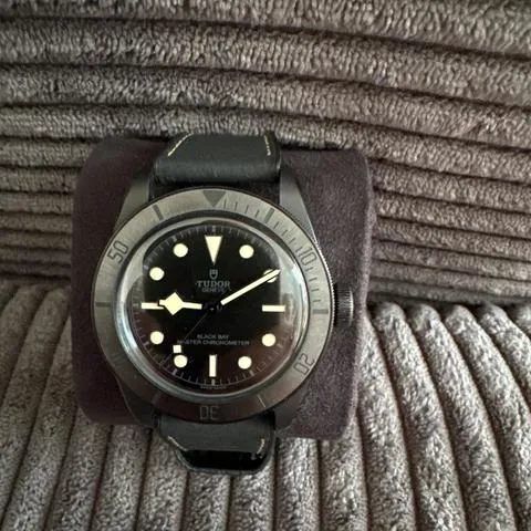 Tudor Black Bay 79210CNU 41mm Ceramic Black 10