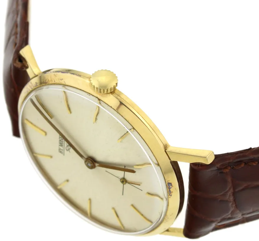 H. Moser & Cie. 34mm Yellow gold 3