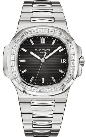 Patek Philippe Nautilus 5711/110P-001 40mm Platinum Gray