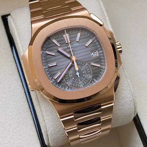 Patek Philippe Nautilus 5980/1R-001 40.5mm Rose gold Black 1