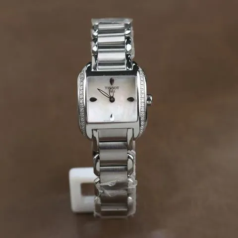 Tissot T-Wave T02.1.385.82 23mm Stainless steel Mother-of-pearl