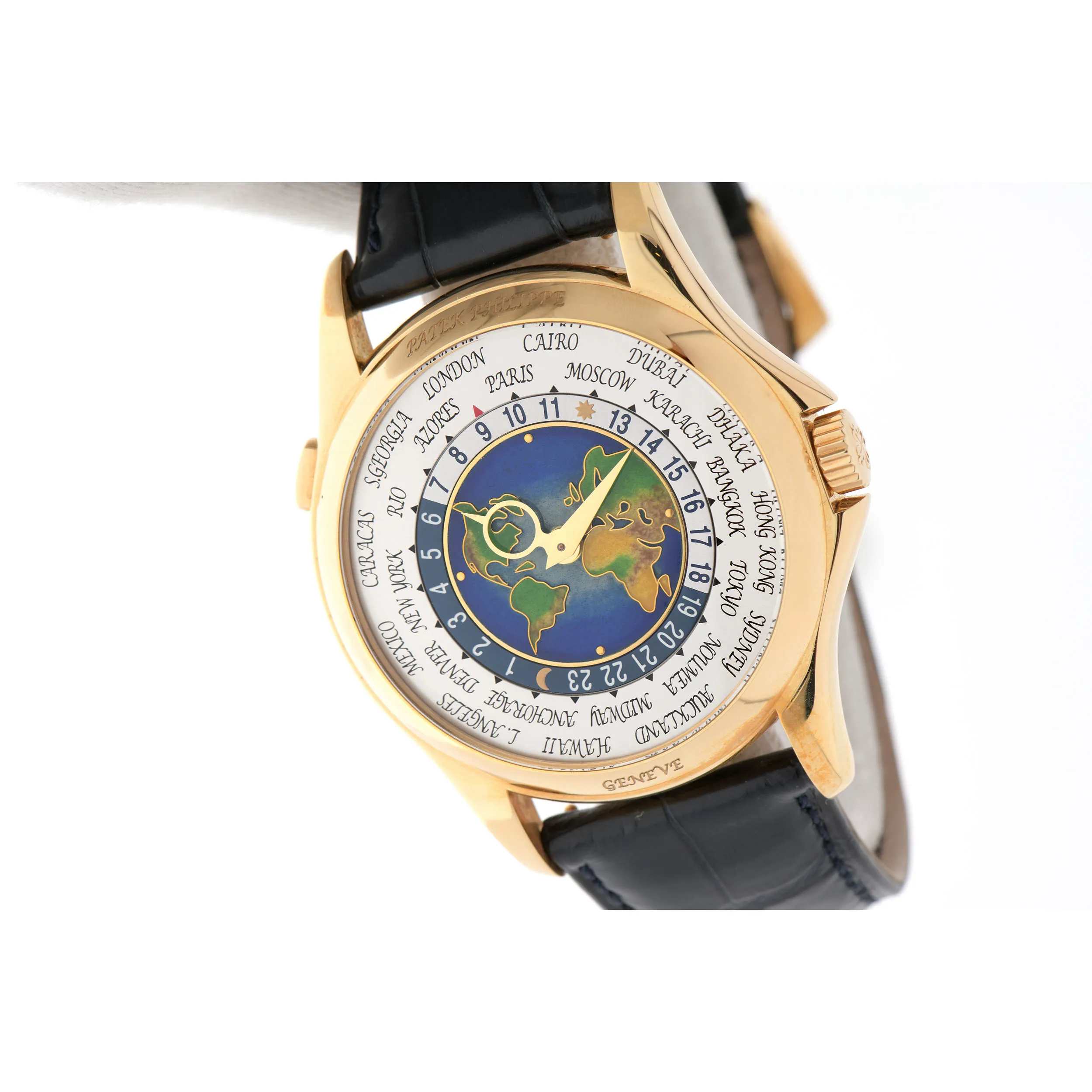 Patek Philippe World Time 5131J-001 39.5mm Yellow gold 2