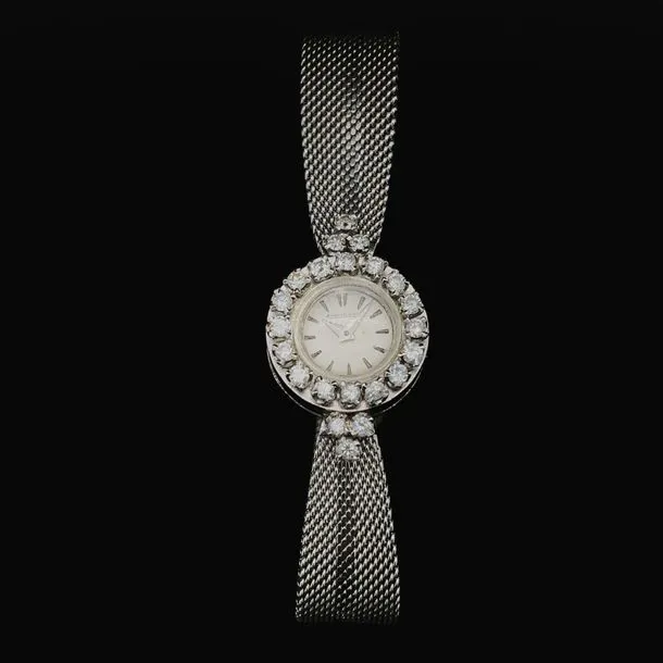 Jaeger-LeCoultre 16mm White gold and diamonds Satin