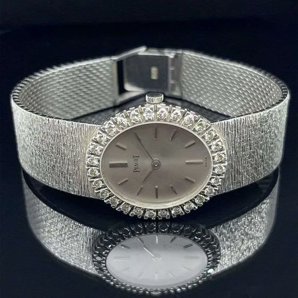 Piaget 26mm White gold and Diamond Silver 2