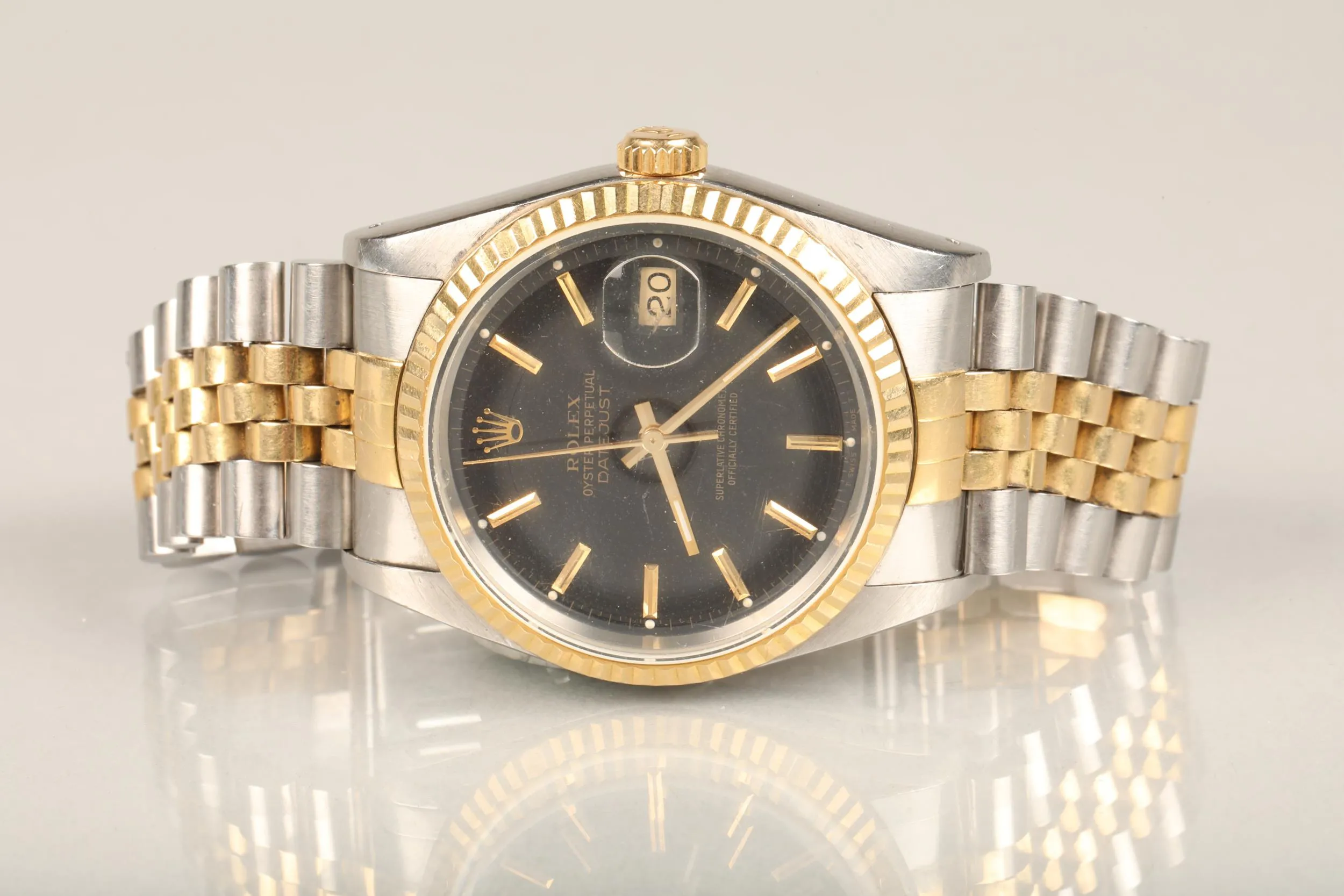 Rolex Datejust 30mm Yellow gold and stainless steel Black