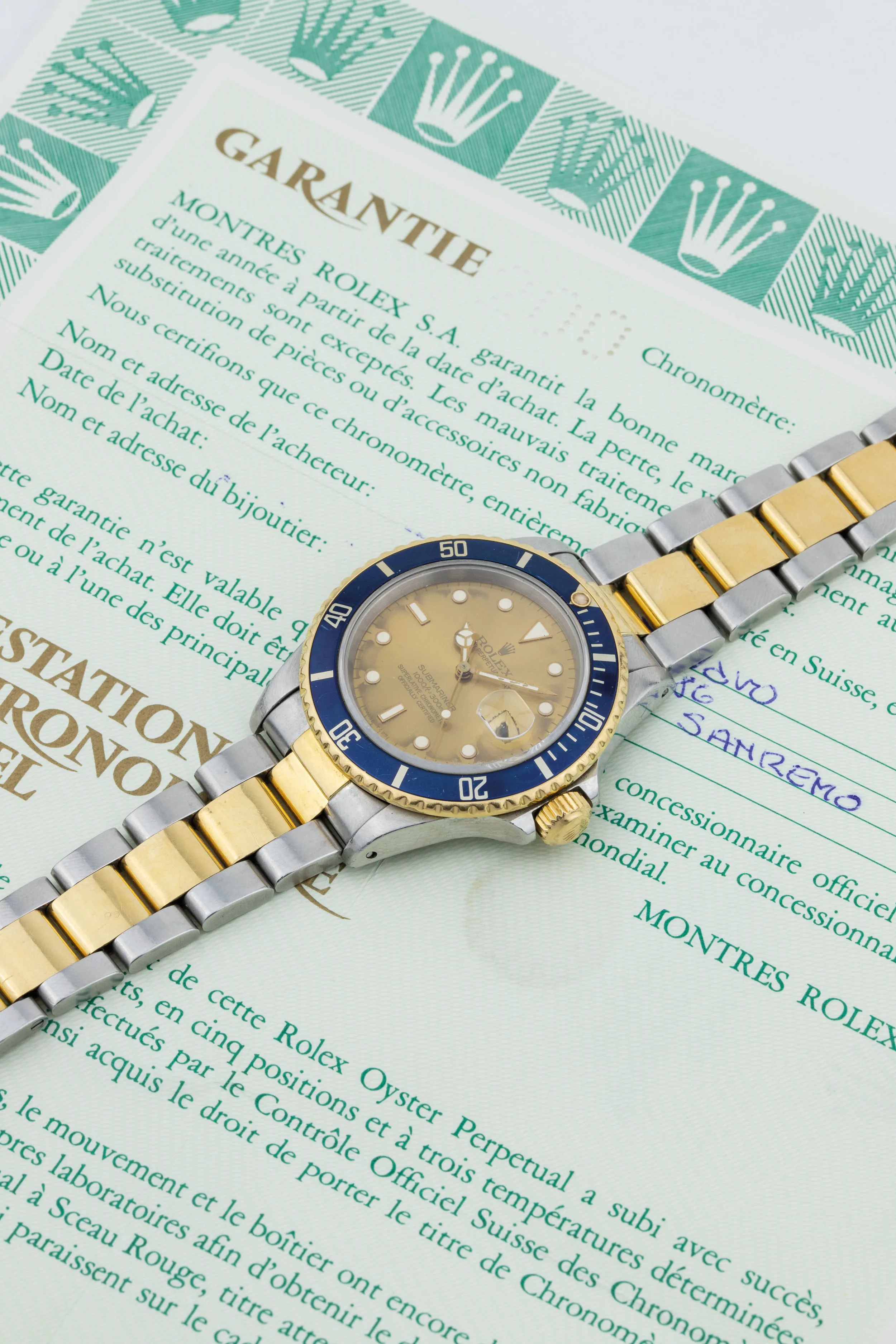 Rolex Submariner 16803 40mm Yellow gold and Stainless steel Blue 1