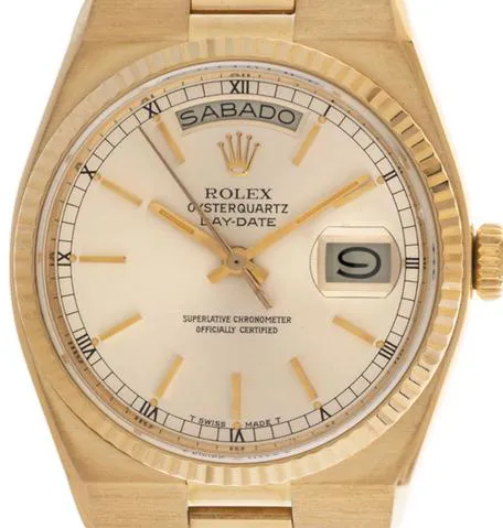 Rolex Day-Date Oysterquartz 19018 36mm Yellow gold Silver