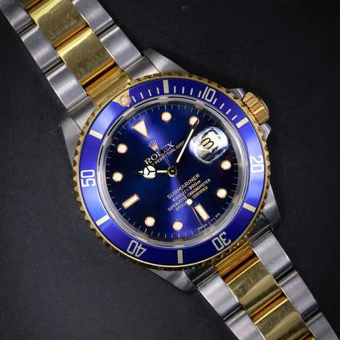 Rolex Submariner 16803 40mm Yellow gold and Stainless steel Blue