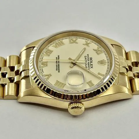 Rolex Datejust 36 16238 36mm Yellow gold 2