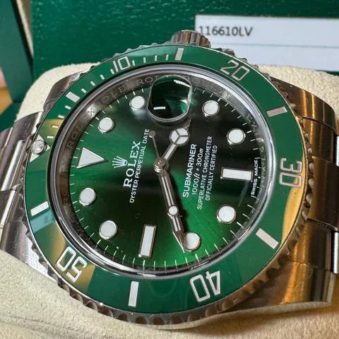 Rolex Submariner 116610LV 40mm Stainless steel Green 10