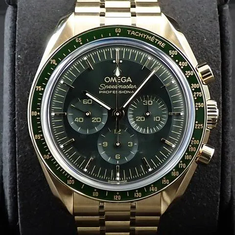 Omega Speedmaster Moon watch 310.60.42.50.10.001 42mm Aluminum Green