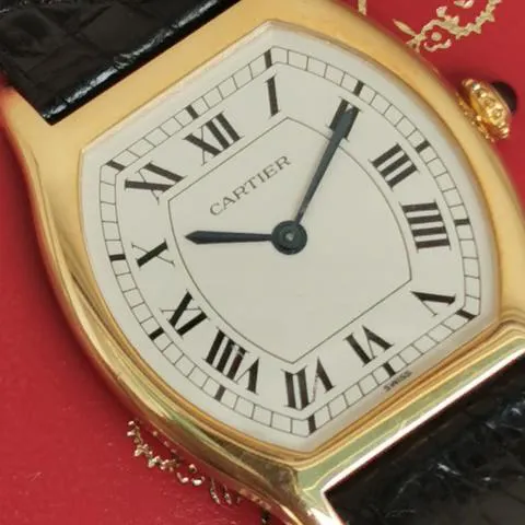 Cartier Tortue 96081 28mm Yellow gold White 2