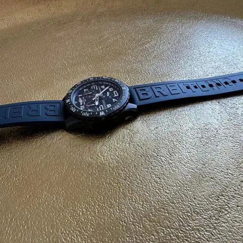 Breitling Endurance Pro X82310D51B1S1 44mm Plastic Black 4