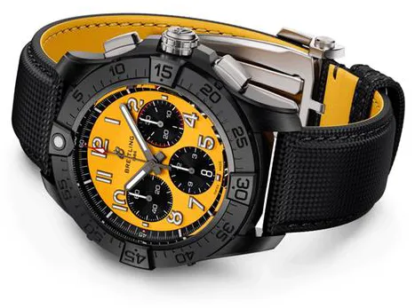 Breitling Avenger SB0147101I1X2 44mm Black ceramic Yellow 2