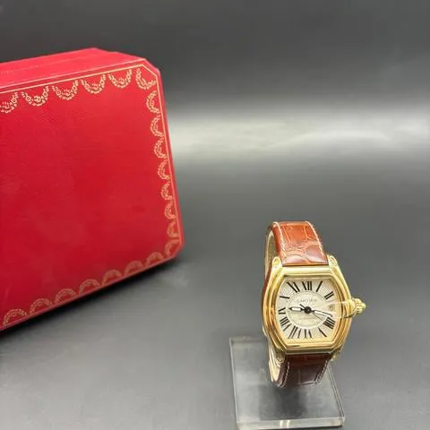 Cartier Roadster 2524 37mm Yellow gold Silver 1