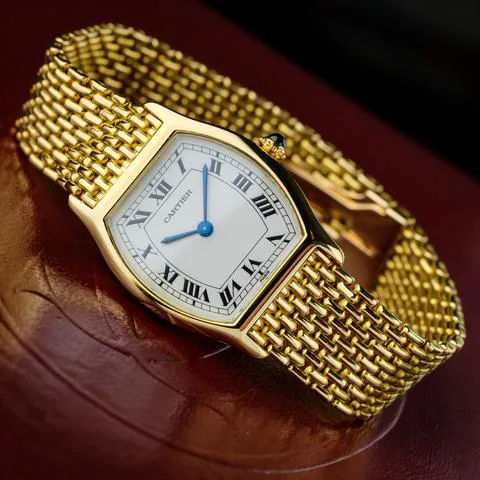 Cartier Tortue 96069 28mm Yellow gold White