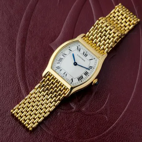 Cartier Tortue 96069 28mm Yellow gold White 4