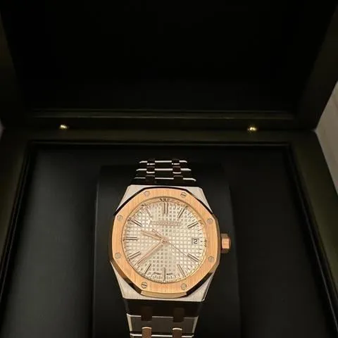 Audemars Piguet Royal Oak 15550SR.OO.1356SR.01 37mm Yellow gold and Stainless steel Silver