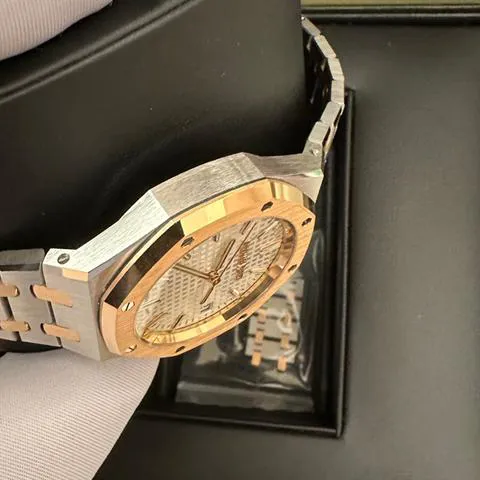 Audemars Piguet Royal Oak 15550SR.OO.1356SR.01 37mm Yellow gold and Stainless steel Silver 2