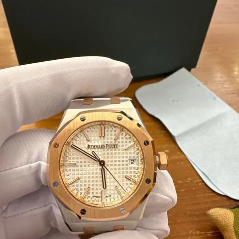 Audemars Piguet Royal Oak 15550SR.OO.1356SR.01 37mm Yellow gold and Stainless steel Silver 8