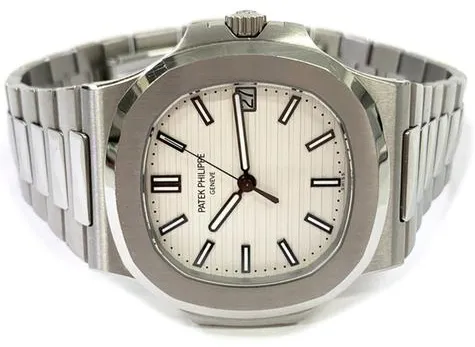 Patek Philippe Nautilus 5711/1A-011 40mm Stainless steel White 1