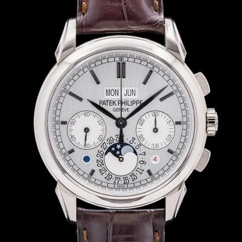 Patek Philippe Perpetual Calendar Chronograph 5270G-001 41mm White gold Silver