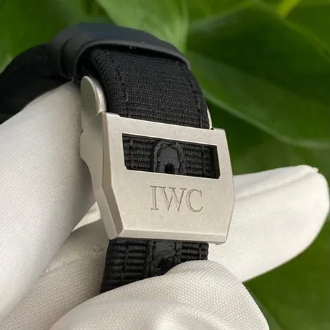 IWC Pilot IW389101 44.5mm Ceramic Black 8