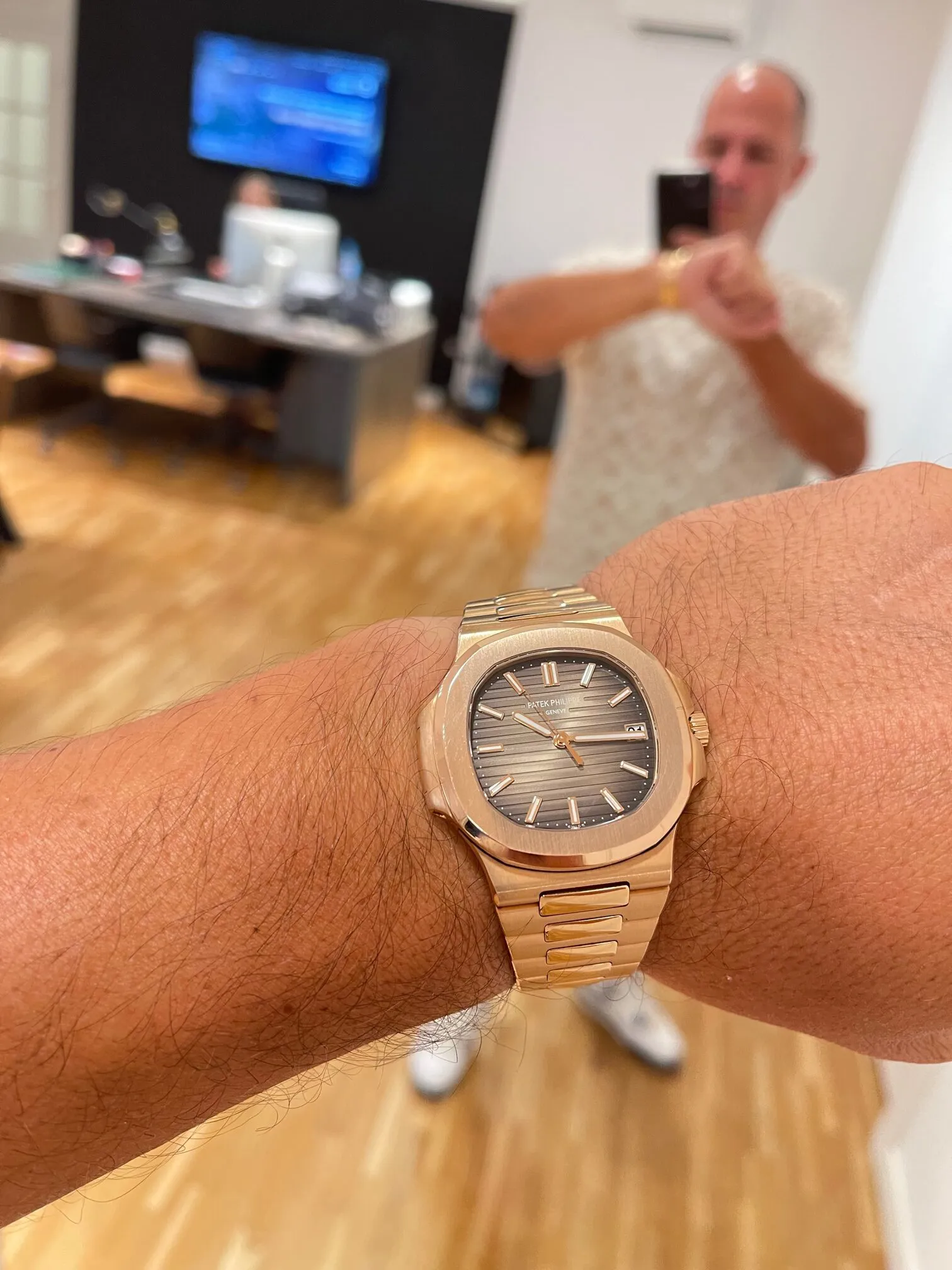 Patek Philippe Nautilus 5711/1R-001 40mm Brown 6