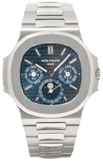 Patek Philippe Nautilus 5740/1G-001 White gold Blue