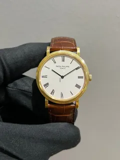 Patek Philippe Calatrava 5120J Yellow gold White