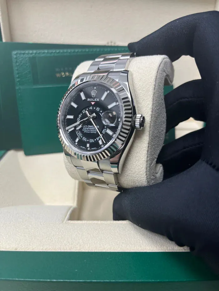 Rolex Sky-Dweller 326934 42mm Stainless steel Black 8