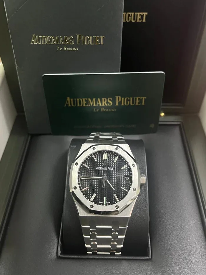 Audemars Piguet Royal Oak 15500ST.OO.1220ST.03 41mm Stainless steel Black 4