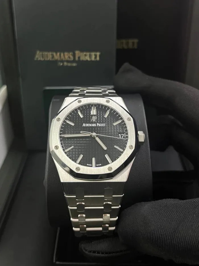 Audemars Piguet Royal Oak 15500ST.OO.1220ST.03 41mm Stainless steel Black 5