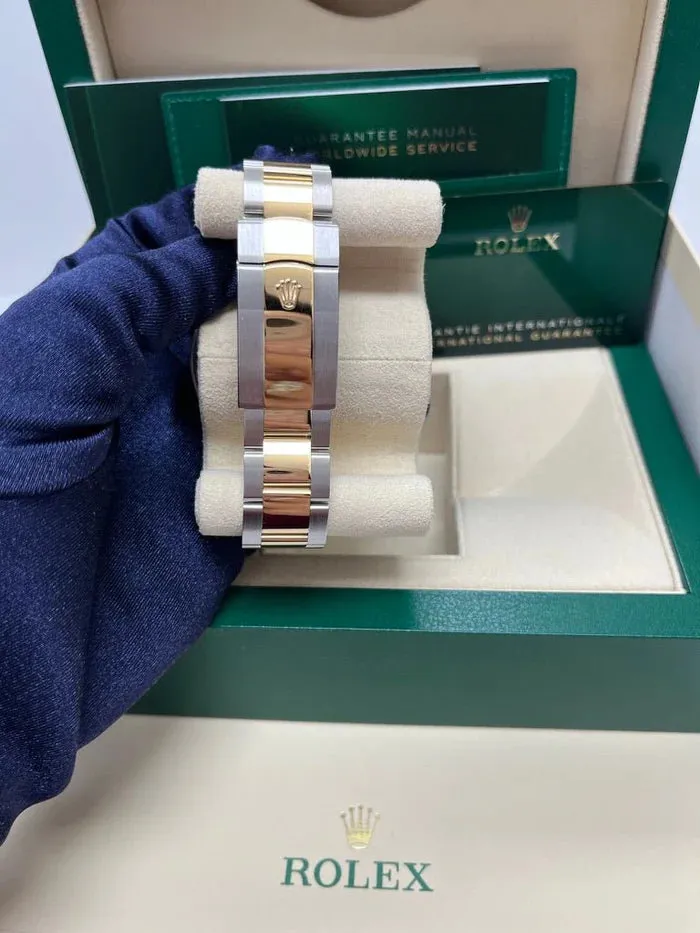 Rolex Sky-Dweller 326933 42mm Stainless steel Champagne 3