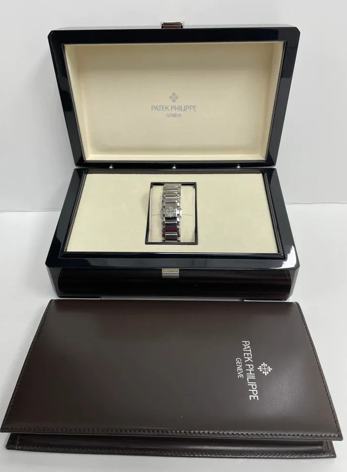 Patek Philippe Twenty~4 7300/1200A-001 36mm Stainless steel Blue 2