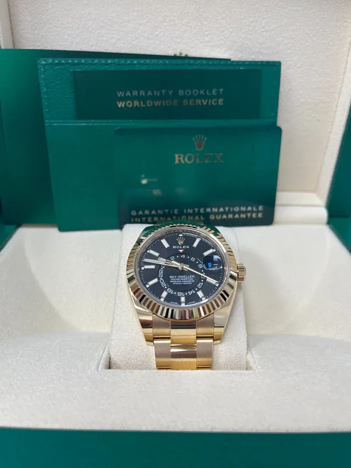 Rolex Sky-Dweller 326938 42mm Yellow gold and 18k yellow gold Black 5