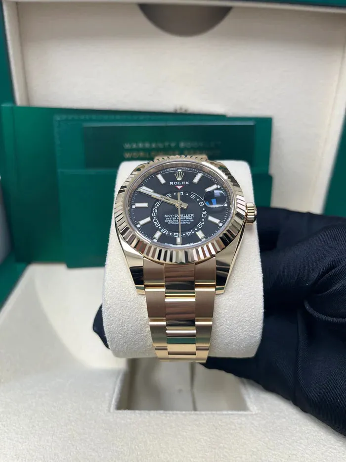 Rolex Sky-Dweller 326938 42mm Yellow gold and 18k yellow gold Black 7