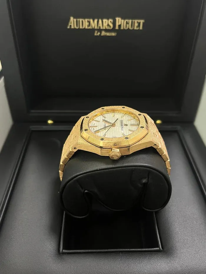 Audemars Piguet Royal Oak 15454OR.GG.1259OR.01 37mm 18K   Silver 8