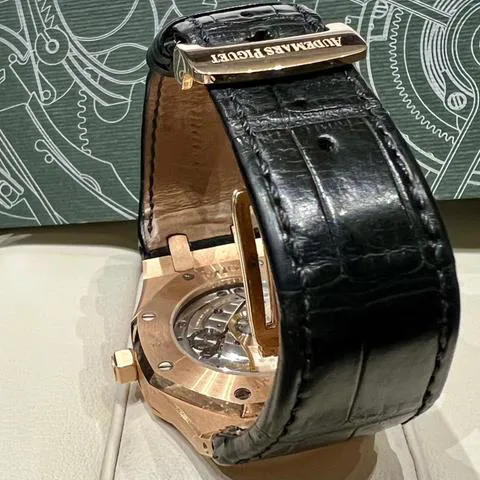 Audemars Piguet Royal Oak 15300OR.OO.D002CR.01 39mm Rose gold Black 4