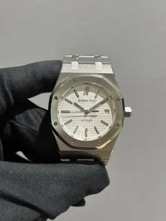 Audemars Piguet Royal Oak 15300ST.OO.1220ST.01 Stainless steel Silver