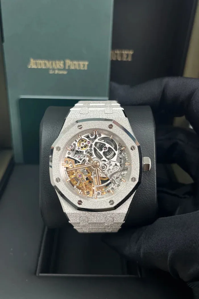 Audemars Piguet Royal Oak 15466BC.GG.1259BC.01 37mm 18k white gold Gray 4