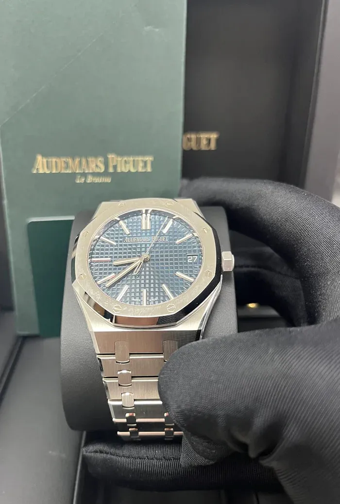 Audemars Piguet Royal Oak 15510ST.OO.1320ST.06 41mm Stainless steel Blue 9